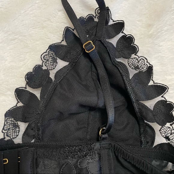 Victoria Secret Black Floral Longline Bralette - Picture 7 of 9